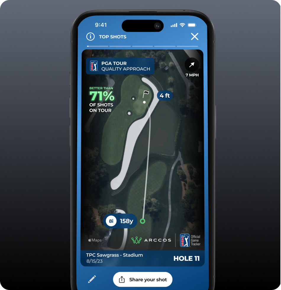 Tour pro using Arccos on the practice green